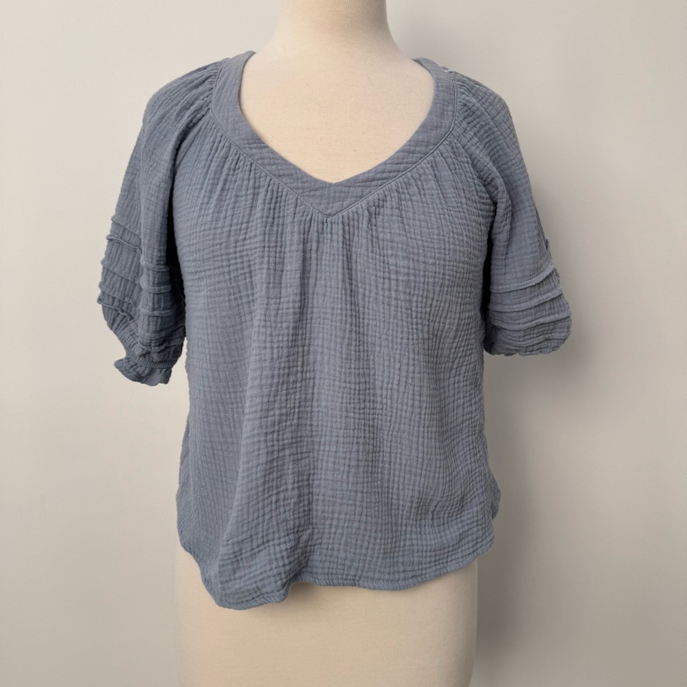 Oak & Trellis Light Blue Women's Textured Top XS